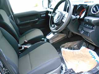 SUZUKI JIMNY NOMADE 2025