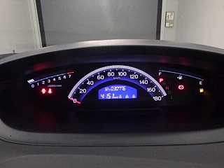 HONDA FREED 2011