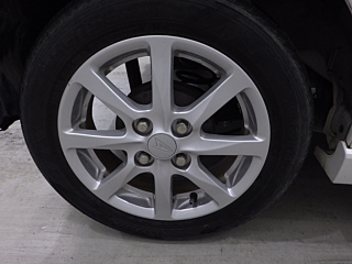 DAIHATSU MOVE 2011