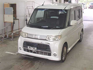 DAIHATSU TANTO 2012