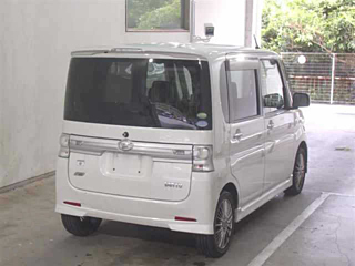 DAIHATSU TANTO 2012