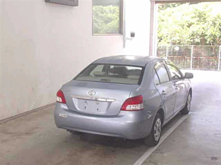 TOYOTA BELTA 2010