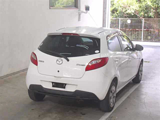 MAZDA DEMIO 2013