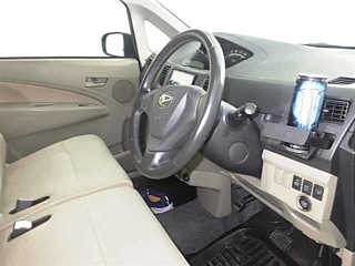 DAIHATSU MOVE 2011
