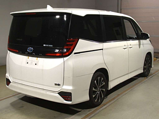 Заказать TOYOTA NOAH