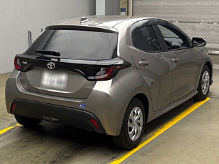 Заказать TOYOTA YARIS
