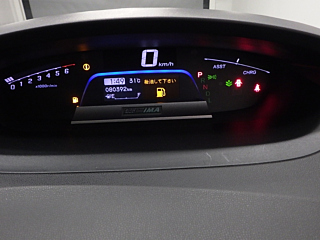 HONDA FREED 2012