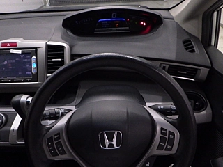 HONDA FREED 2015