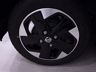 NISSAN ROOX 2020
