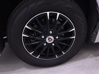 TOYOTA VOXY 2015