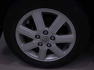 TOYOTA NOAH 2010
