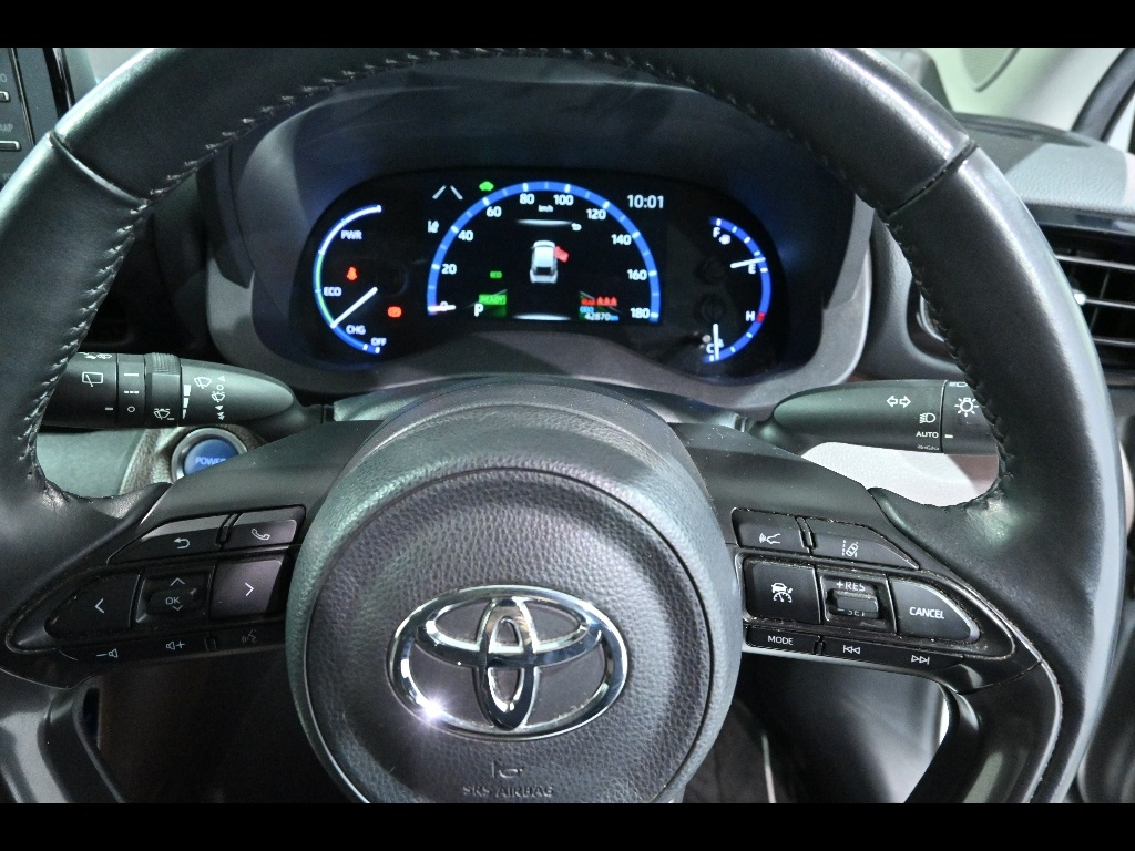 TOYOTA YARIS CROSS 2020