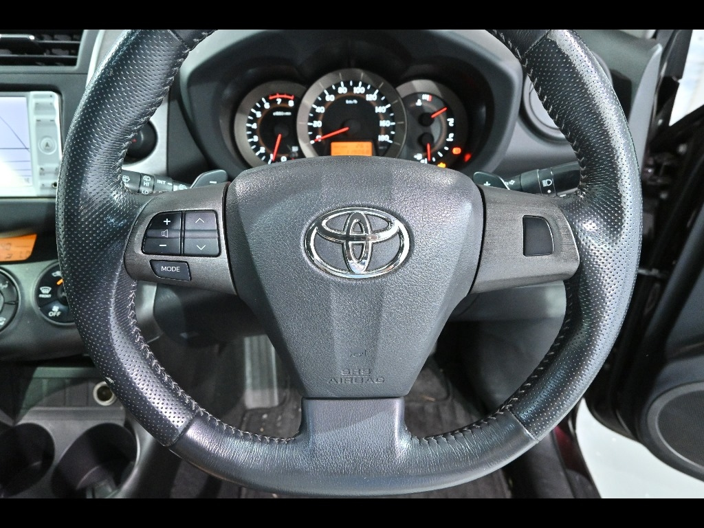 TOYOTA VANGUARD 2010