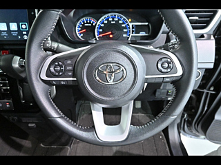 TOYOTA ROOMY 2021