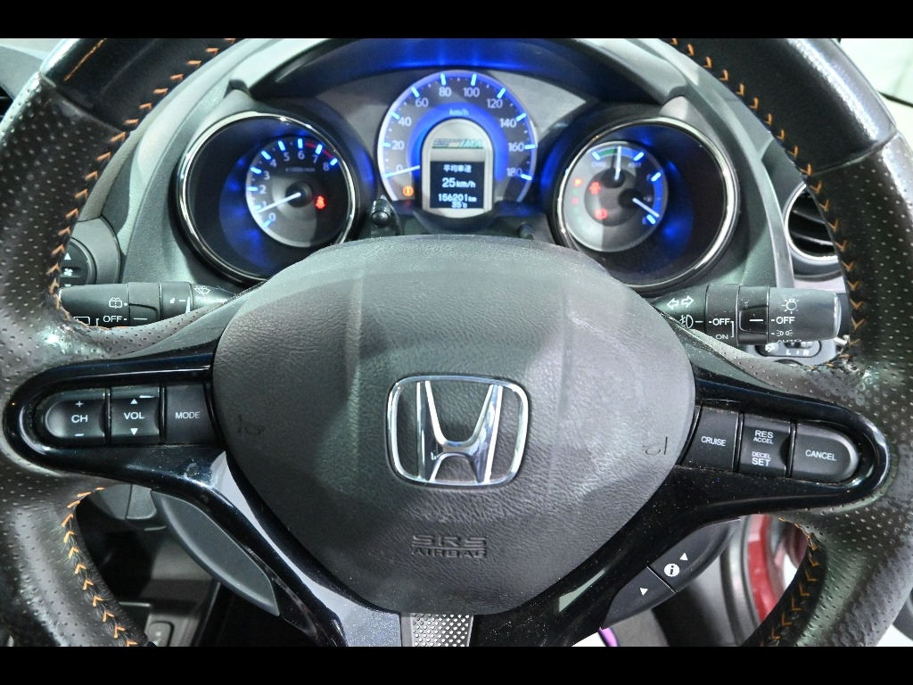 HONDA FIT SHUTTLE 2013