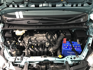 TOYOTA NOAH 2014