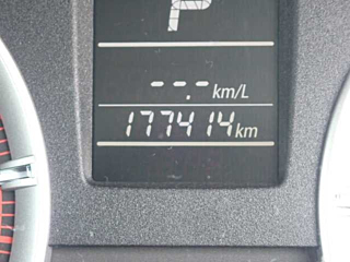 SUZUKI SWIFT 2012