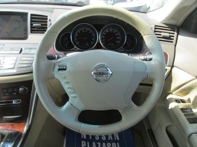 NISSAN FUGA 2008