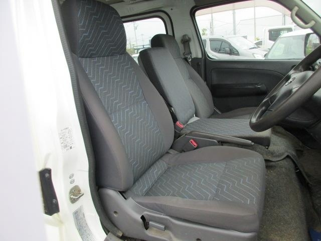 NISSAN CARAVAN VAN 2011