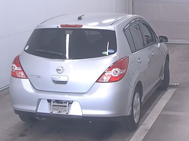 NISSAN TIIDA 2009