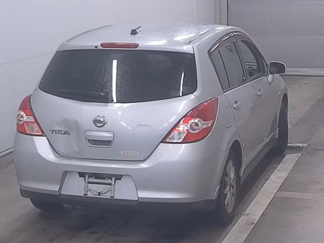 NISSAN TIIDA 2008