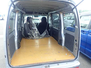 DAIHATSU HIJET VAN 2019