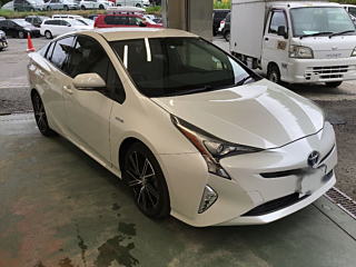 TOYOTA PRIUS 2016
