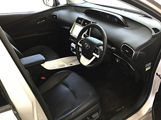 TOYOTA PRIUS 2016