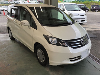 HONDA FREED 2011