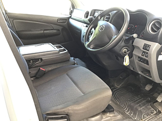 NISSAN CARAVAN VAN 2017