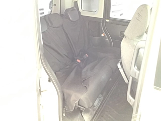 TOYOTA ROOMY 2017