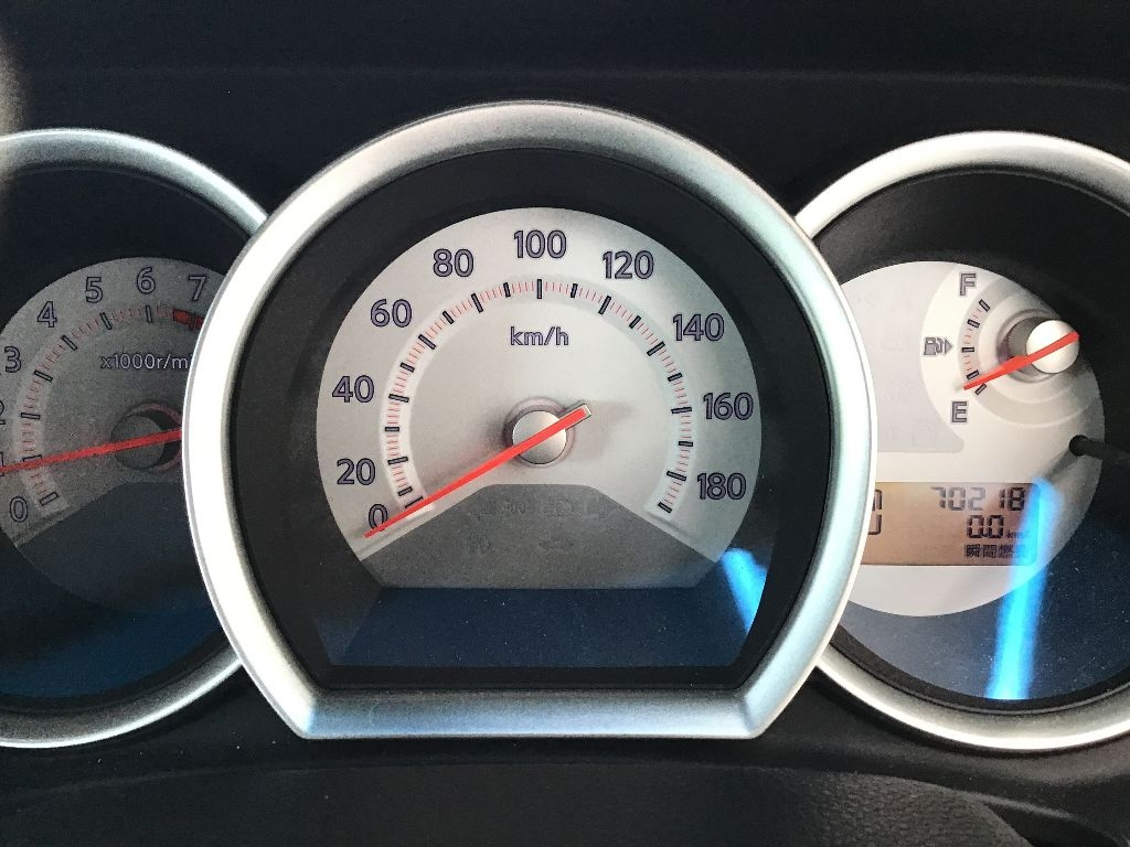 NISSAN TIIDA 2008