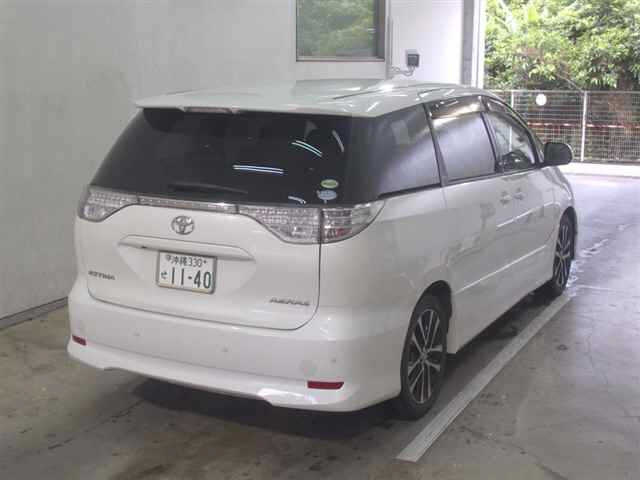 TOYOTA ESTIMA 2013