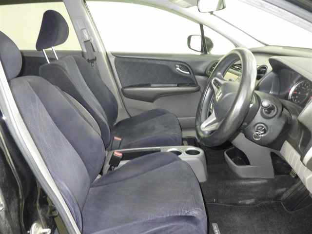 HONDA STREAM 2010