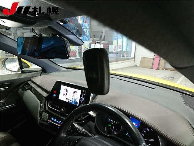 TOYOTA C-HR 2017