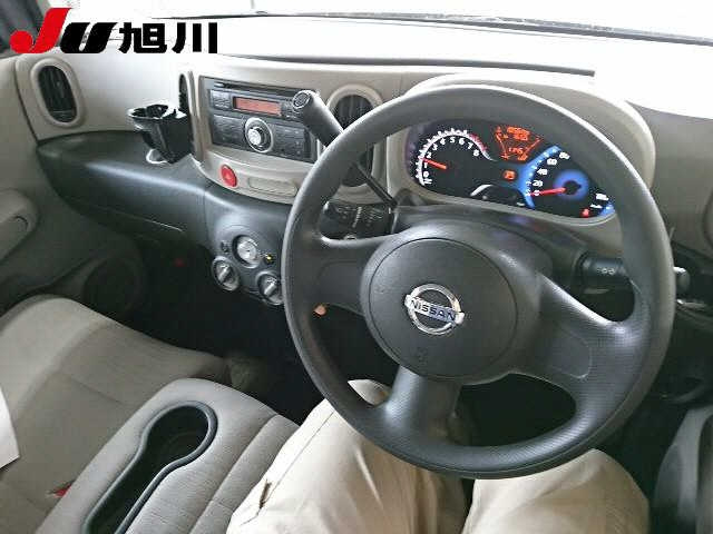 NISSAN CUBE 2010