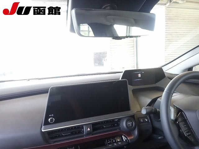 TOYOTA PRIUS 2023