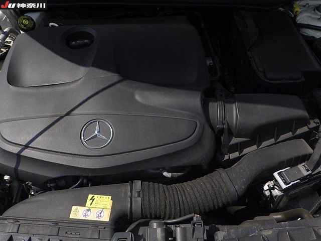 MERCEDES BENZ CLA CLASS 2017