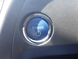 TOYOTA PRIUS 2012