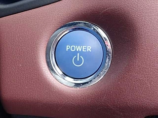 TOYOTA CROWN 2021