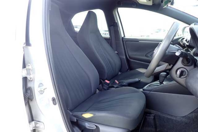 TOYOTA YARIS 2020