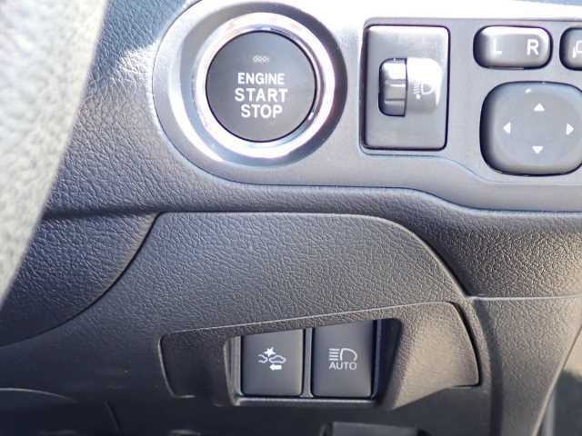 TOYOTA PREMIO 2020