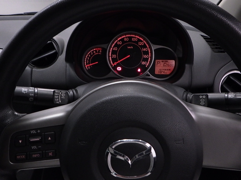 MAZDA DEMIO 2012