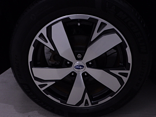 SUBARU FORESTER 2019