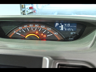 DAIHATSU TANTO 2014