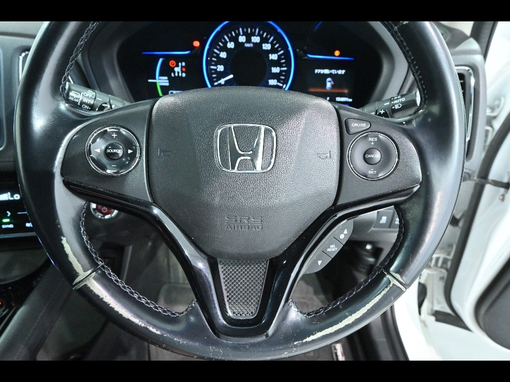 HONDA VEZEL 2015