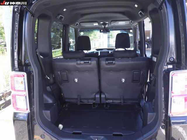 DAIHATSU WAKE 2016