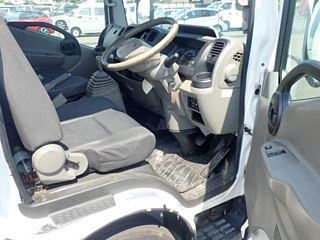 NISSAN ATLAS 2015
