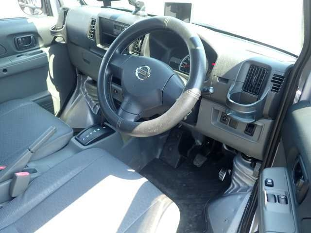 NISSAN CLIPPER VAN 2013