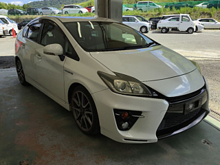 TOYOTA PRIUS 2013